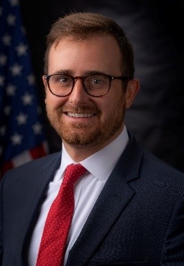 Photo du secrétaire Travis Voyles